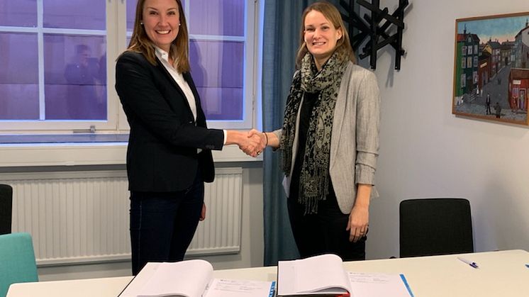 NCC:s ombud Emma Stenman och lokalförvaltningens tf. avdelningschef för projektavdelningen Lina Cavallin.
