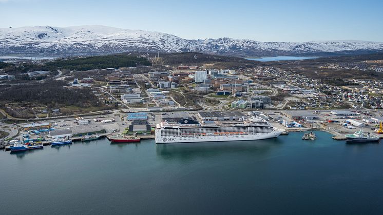 Breivika havneområde skal gjennomgå analyser knyttet til eksisterende bebyggelse, rehabilitering og nye fremtidige behov samt vurdere tiltak for å redusere utslipp og løsninger som fremmer bedre miljø og klima. Foto: Tromsø Havn.