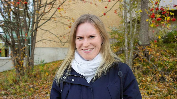 Sara Engvall visar att lärarens lärprocess är viktig när man utformar lärarfortbildning som ska förändra undervisningen. Foto: Ingrid Söderbergh
