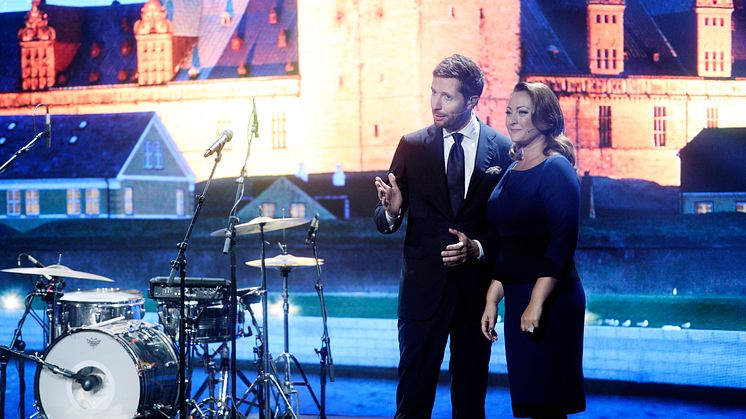 Aftenens værter Kåre Quist og Stéphanie Surrugue