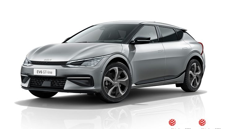 Den succesfulde EV6 tildeles to priser ved dette års Red Dot Design Awards - dels for sit banebrydende design, og dels for sin innovative teknologi