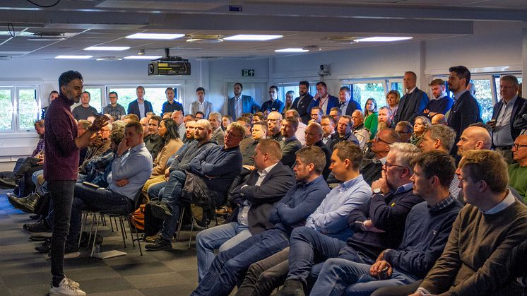Fullt hus under Dr Wasim Zahid sitt foredrag hvor han snakket om hvordan teknologien kan gjøre oss mer kreative og produktive. 