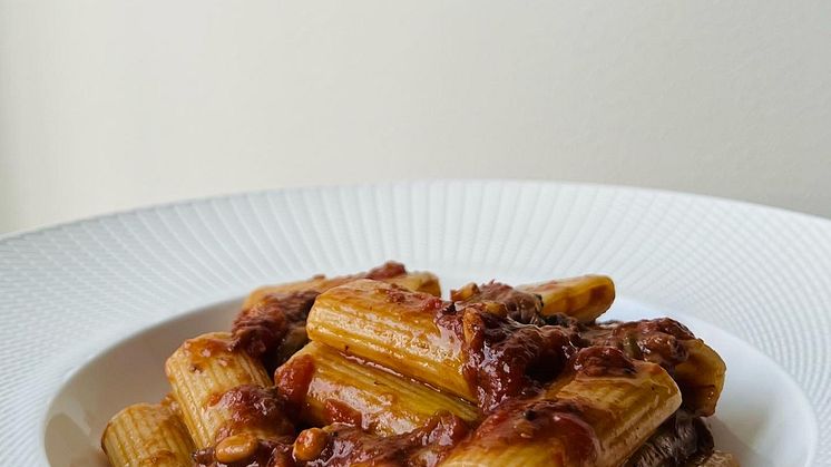 Roman Oxtail Stew with Rigatoni.