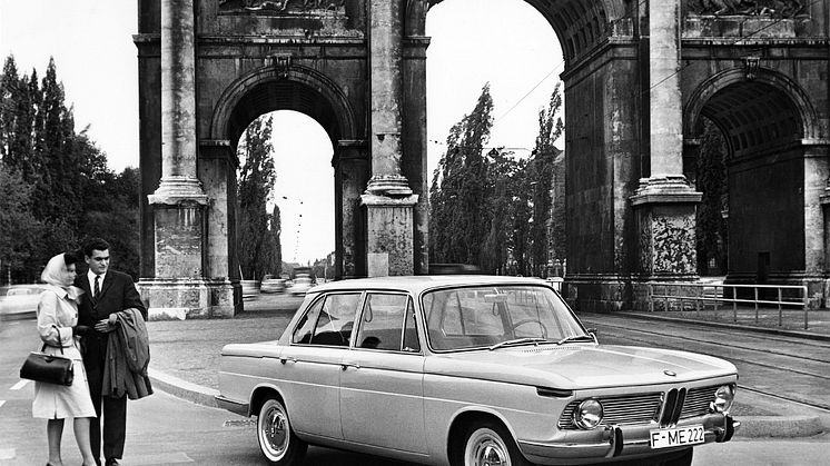 BMW 1500
