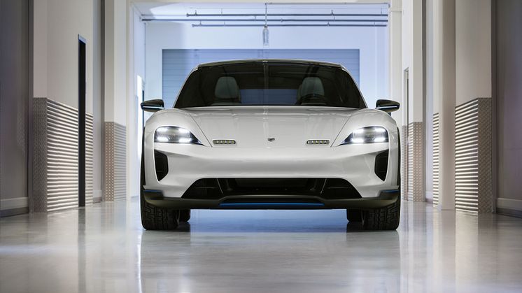 Concept Study Mission E Cross Turismo