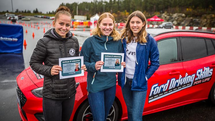 1000 ungdommer har nå gjennomført Fords gratis kjørekurs 