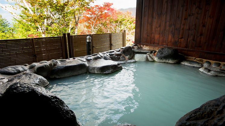 Open-air bath