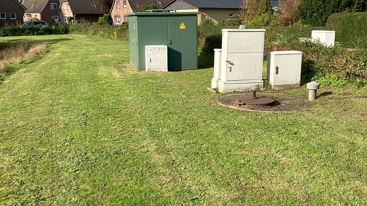 Die alte Ortsnetzstation im Neuenkampsweg 17 wird gegen eine digitale getauscht.