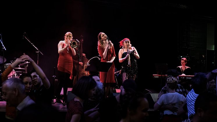 Nanna Carling Swing Band