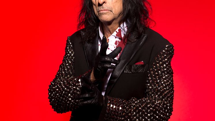 Alice Cooper halshuggs för fjärde gången på Grönan
