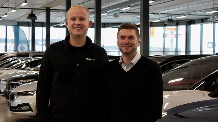 Bilselger Martin Storflor og daglig leder Martin Gjerstad.