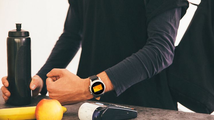 Samsung Pay_Gear_S3_Swedbank