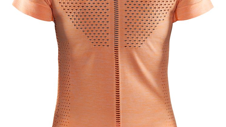 Core seamless tee, dam