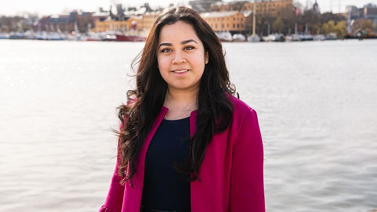 Kungen belönar Frida Caballeros kamp mot könsskillnader i Tech-branschen. Foto: Stiftelsen Ungt Ledarskap