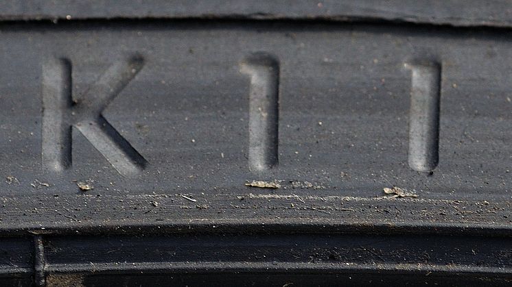 Tjek dækkets datomærkning, dette dæk er fra uge 11 i 2010