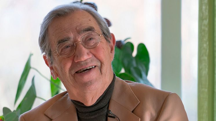  Emerich Roths övertygelse är att kärlek och försoning är de effektivaste vapnen mot hat och rasism