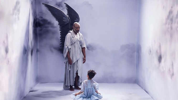 NedstortadAngel_Ostgotateatern_FOTOKlaraG.jpg