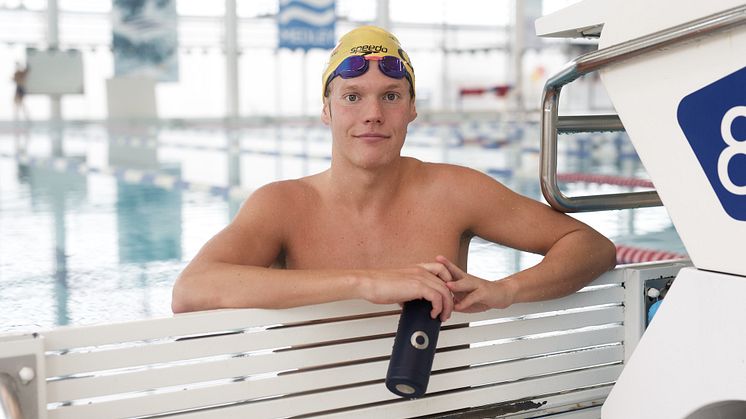 Bluewater swim champ Adam Paulsson always stresses the need to stay well hydrated by drinking water regularly during each session (and especially Bluewater purified water). Photo credit: Johan Lygrell