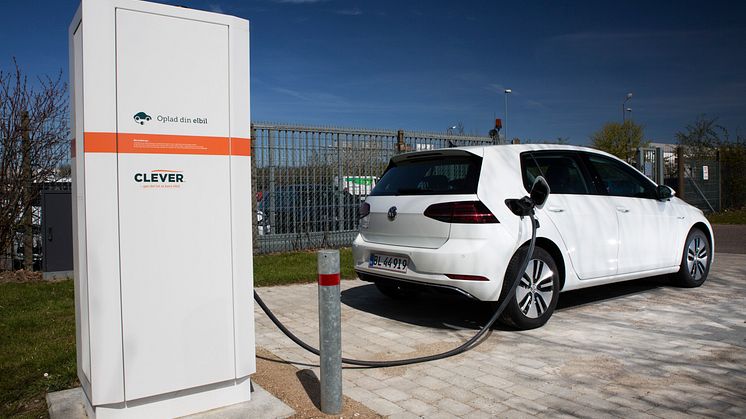 Ny e-Golf har 50 % længere rækkevidde og Clever Unlimited-abonnement