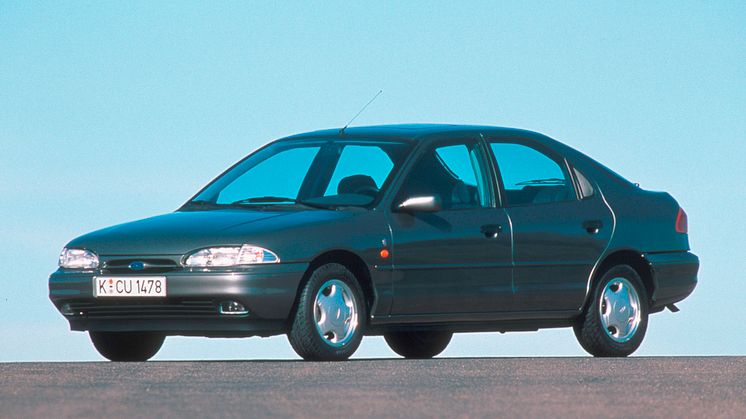 FORD MONDEO 20 ÅR - 1. GENERATION