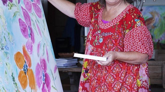 Lena Linderholm årets ambassadör för BRO och Bröstcancerfonden