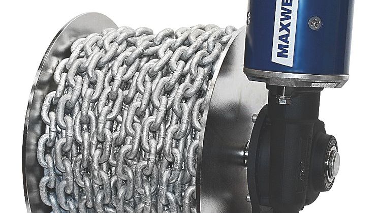 Hi-res image - VETUS - The Maxwell Tasman winch is a robust and reliable high-performance drum winch featuring powerful 600 or 1000W motors