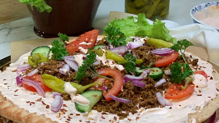 Kebabsmörgåstårta
