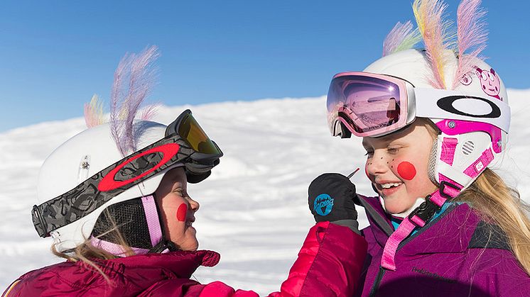 Se Sveriges artistelit, vinn en bil och maxa årets sista vinterveckor i Vemdalen