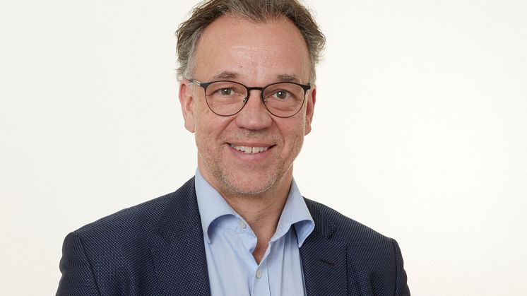 Inbjudan till presentation av Bastuboken - heta fakta om bastu och hälsa