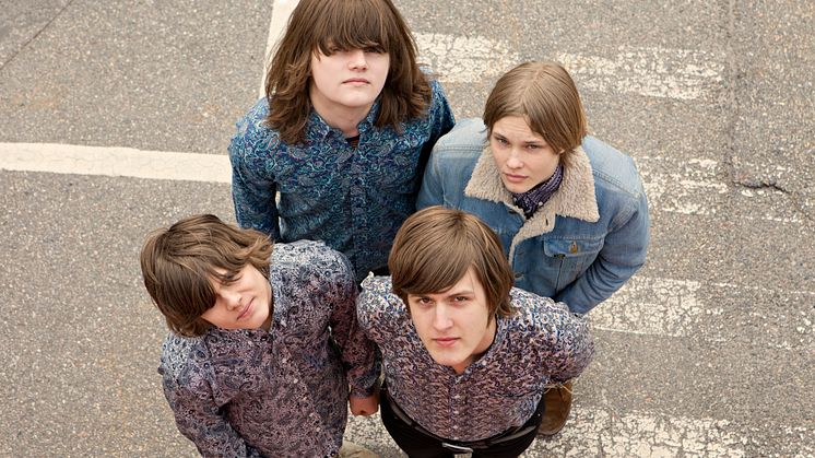 Sony Music presenterar stolt: side effects.