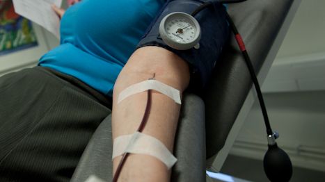 Blodgruppen lämnar blod