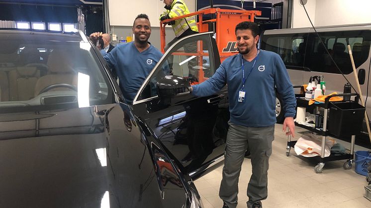 Clean Car Service är en helt ny arbetsmodell som kan skalas upp och även användas inom andra branscher för att få människor ut i arbete. Foto: Cecilia Lööf