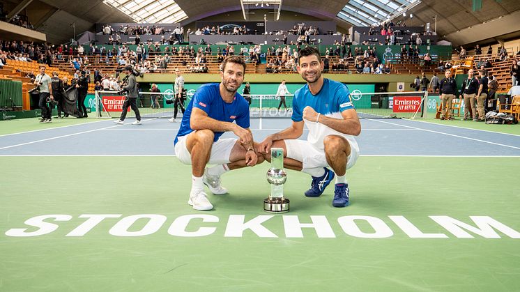 Marcelo Arevalo och Jean-Julien Rojer med Sven Davidsons Double Trophy