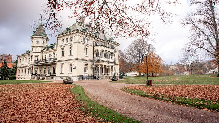 Villa Korndal har stoltserat på området sedan den byggdes 1870 som disponentbostad för David Otto Francke, grundare av vad som under den tiden var Sveriges största pappersbruk. Foto: Mölndala