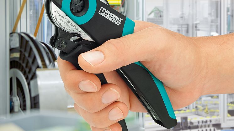 Crimping pliers designed for maximum ease of use 