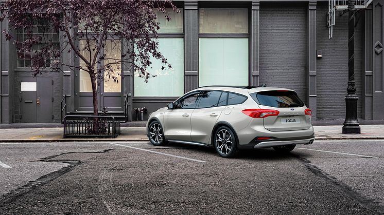 Ford Focus EcoBoost hybrid 2020