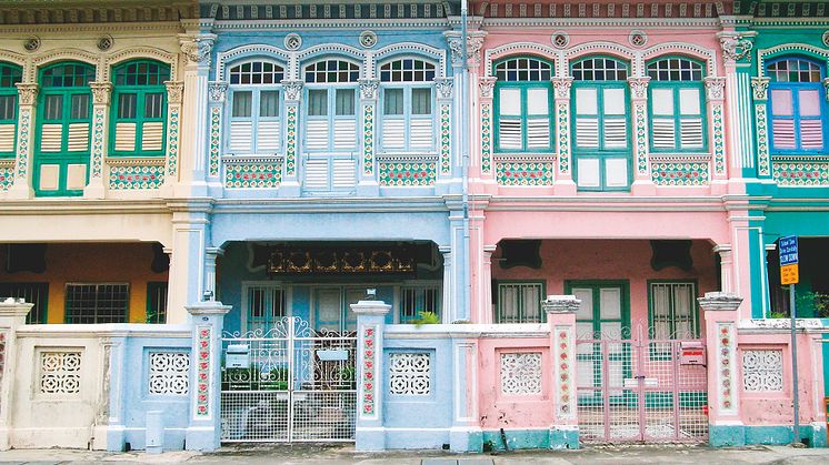 singapore-colourful-street