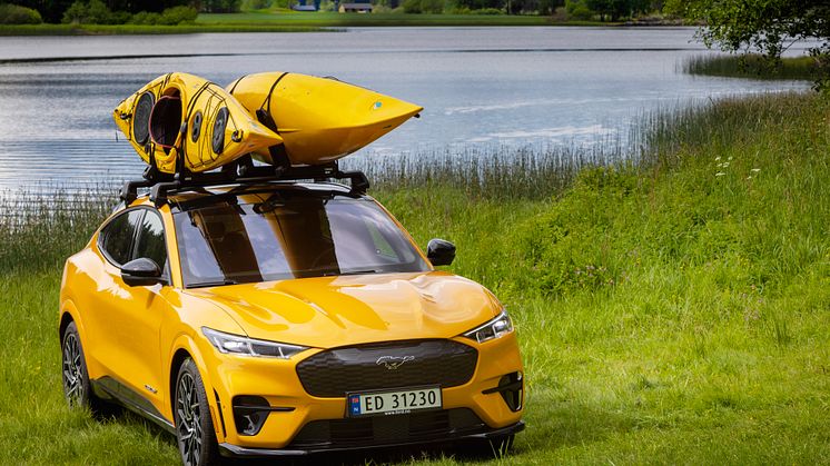 Ford Mustang Mach-E GT taklast 2022 (34)