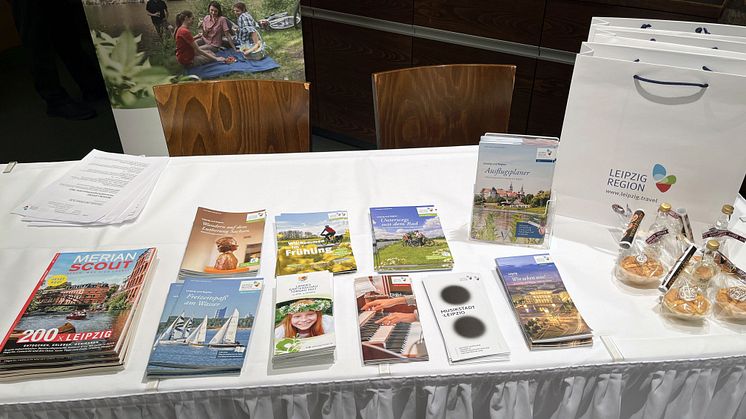 Nationales Presse-Treffen - Informationsmaterial am Leipzig-Stand