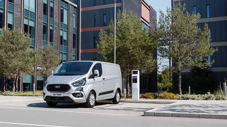 Stor test av ladbare hybridvarebiler: Kjørte 3 av 4 km på ren elektrisitet