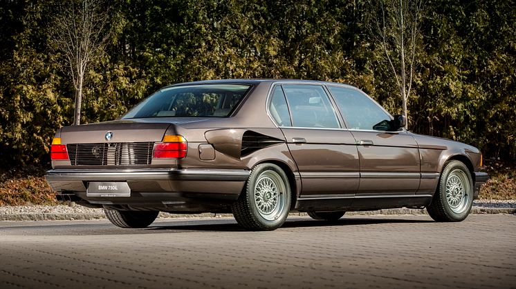 BMW 7-serien kom med V12-motor på 80-talet men att det även provades en 16-cylindrig motor var länge en väl bevarad hemlighet Se ”Goldfisch” på Custom Motor Show i påsk!