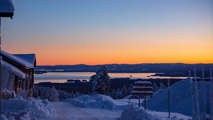 FryksasWinterView_photoJuliusAspman_VisitDalarna