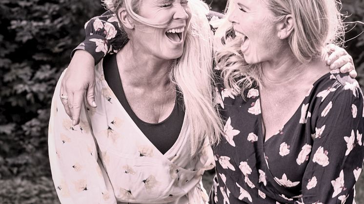 Lili & Susie Pressbild2_Foto Peter Knutson.jpeg