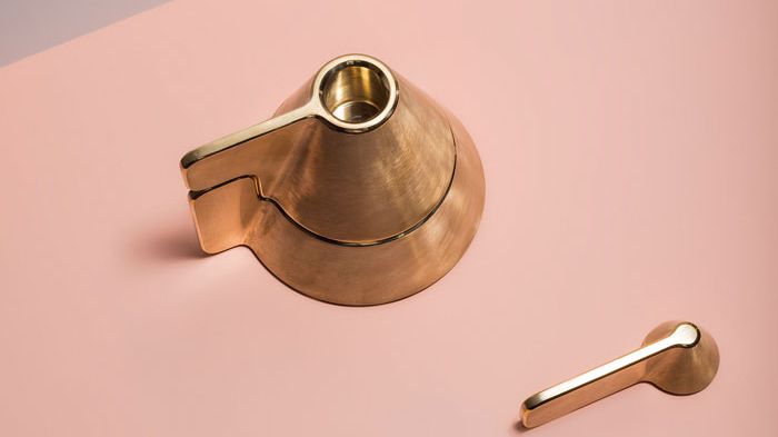 Stackble candle holder by Qian Jiang 