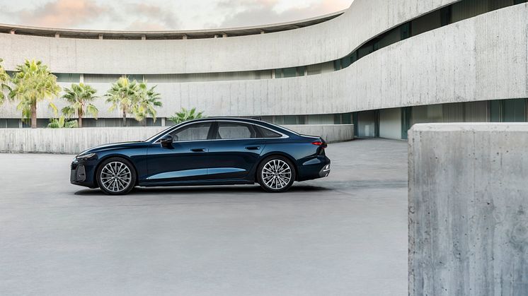Audi A6 Limousine (Firmamentblå)