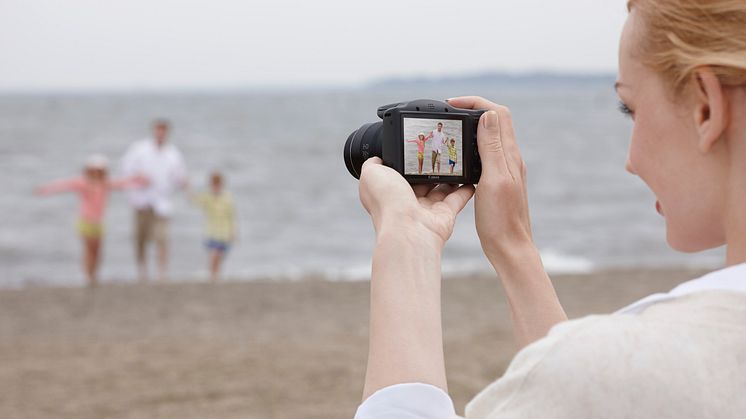 PowerShot SX400 IS Lifestyle 3
