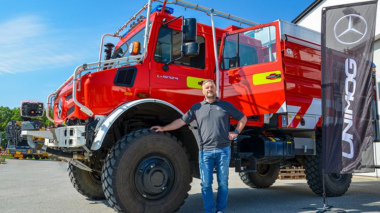 Mathias Lindahl, Veho Import intill en Unimog U5023