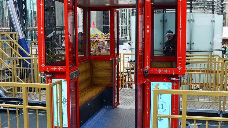 Willenborg Riesenrad 24 - Gondel mit Rollstuhlrampe und barrierefreien Türen