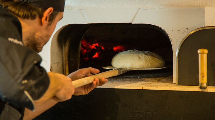 Vedugnsbakat bröd på Bergskrogen i Järvsö