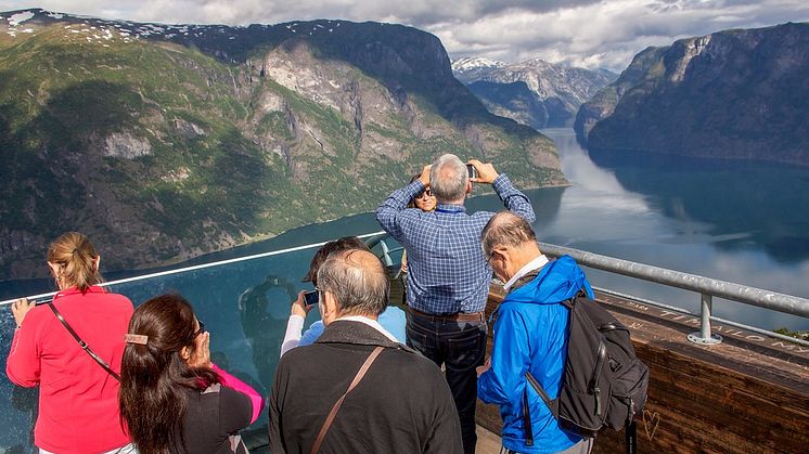 Vestlandet har mange spektakulære utsiktpunkt. Stegastein er på vår liste over de 11 fineste. 